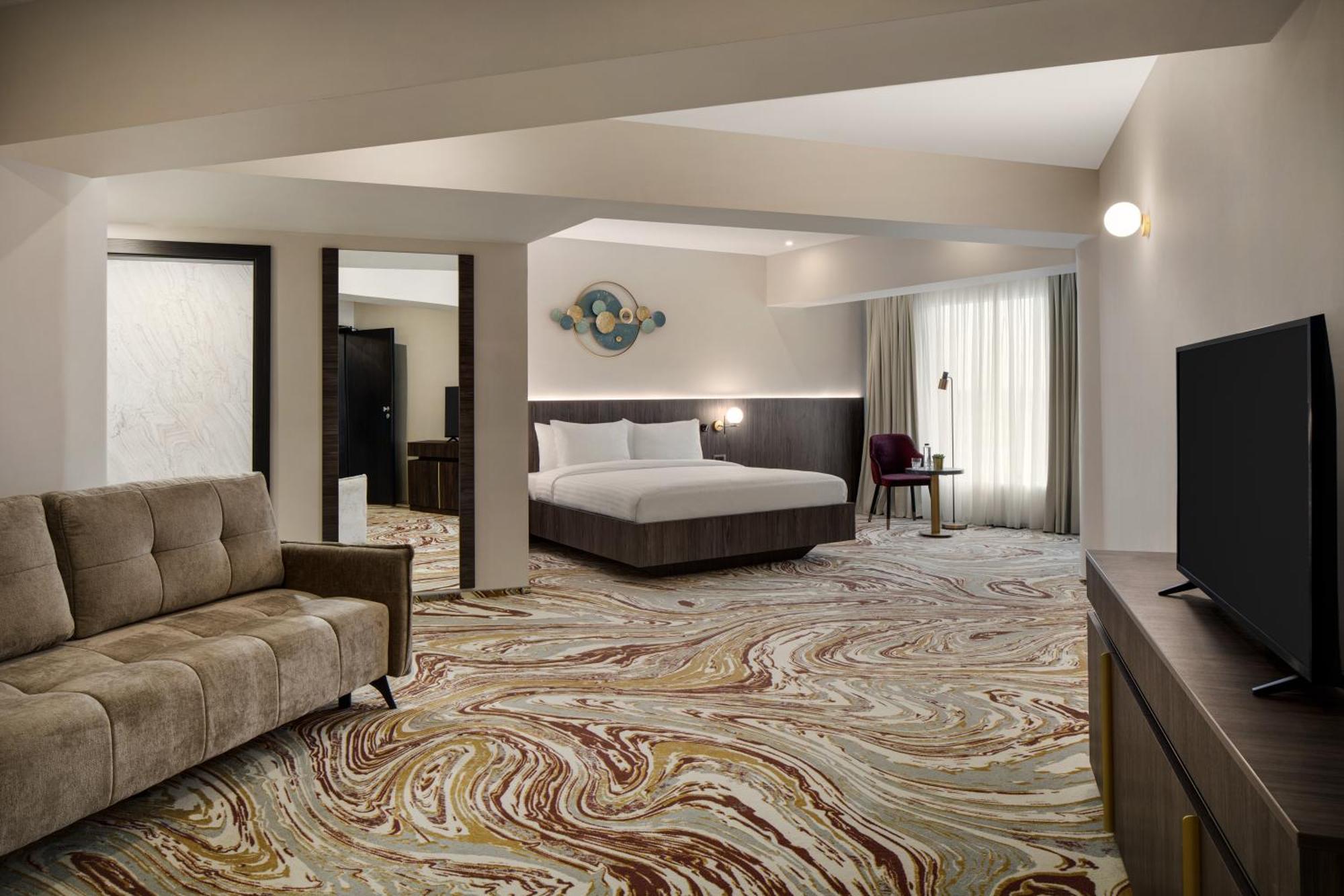 Ramada By Wyndham Bucharest Otopeni Airport ภายนอก รูปภาพ